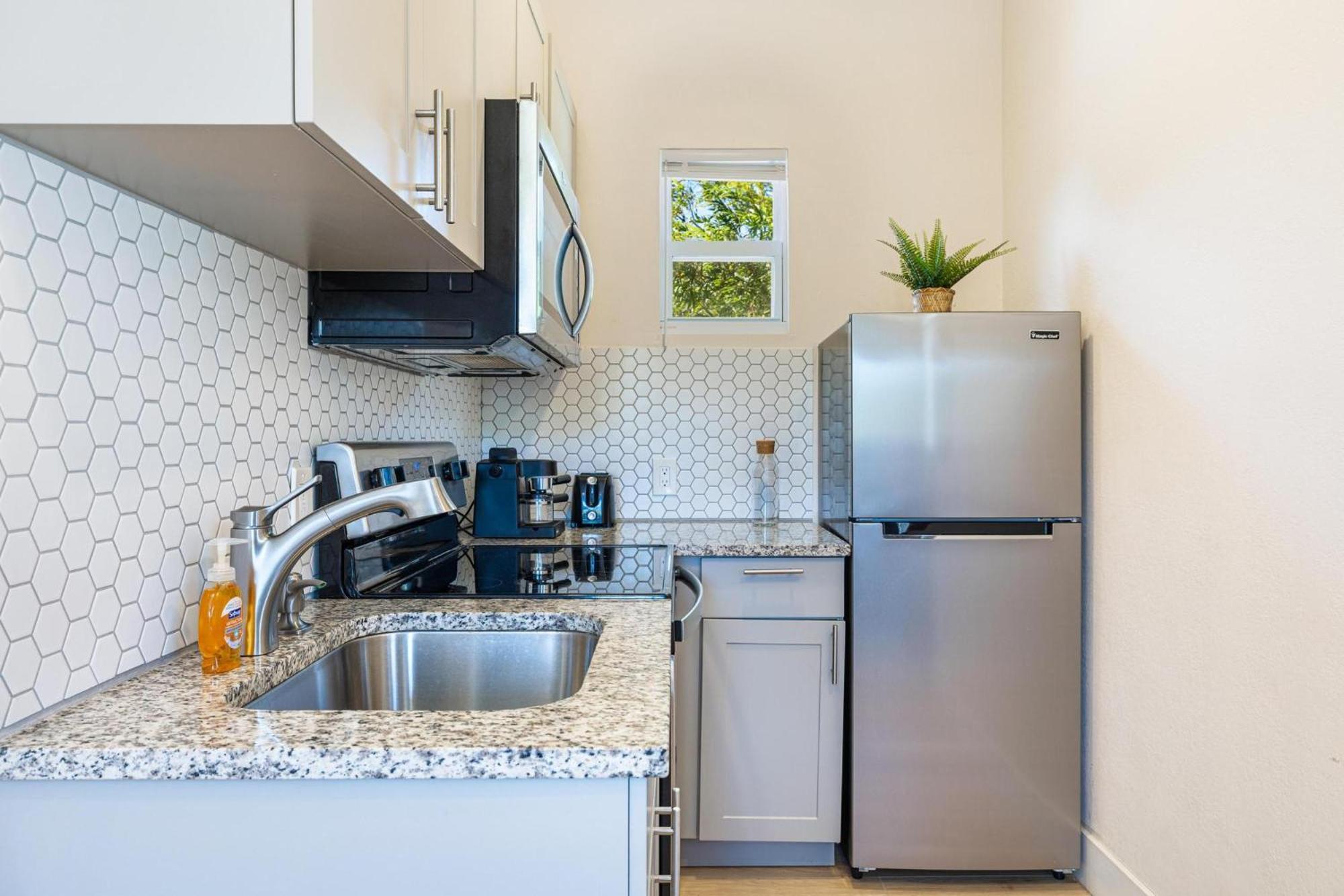 Peaceful Urban Escape Close To Las Olas & Beach ฟอร์ต ลอเดอร์เดล ภายนอก รูปภาพ