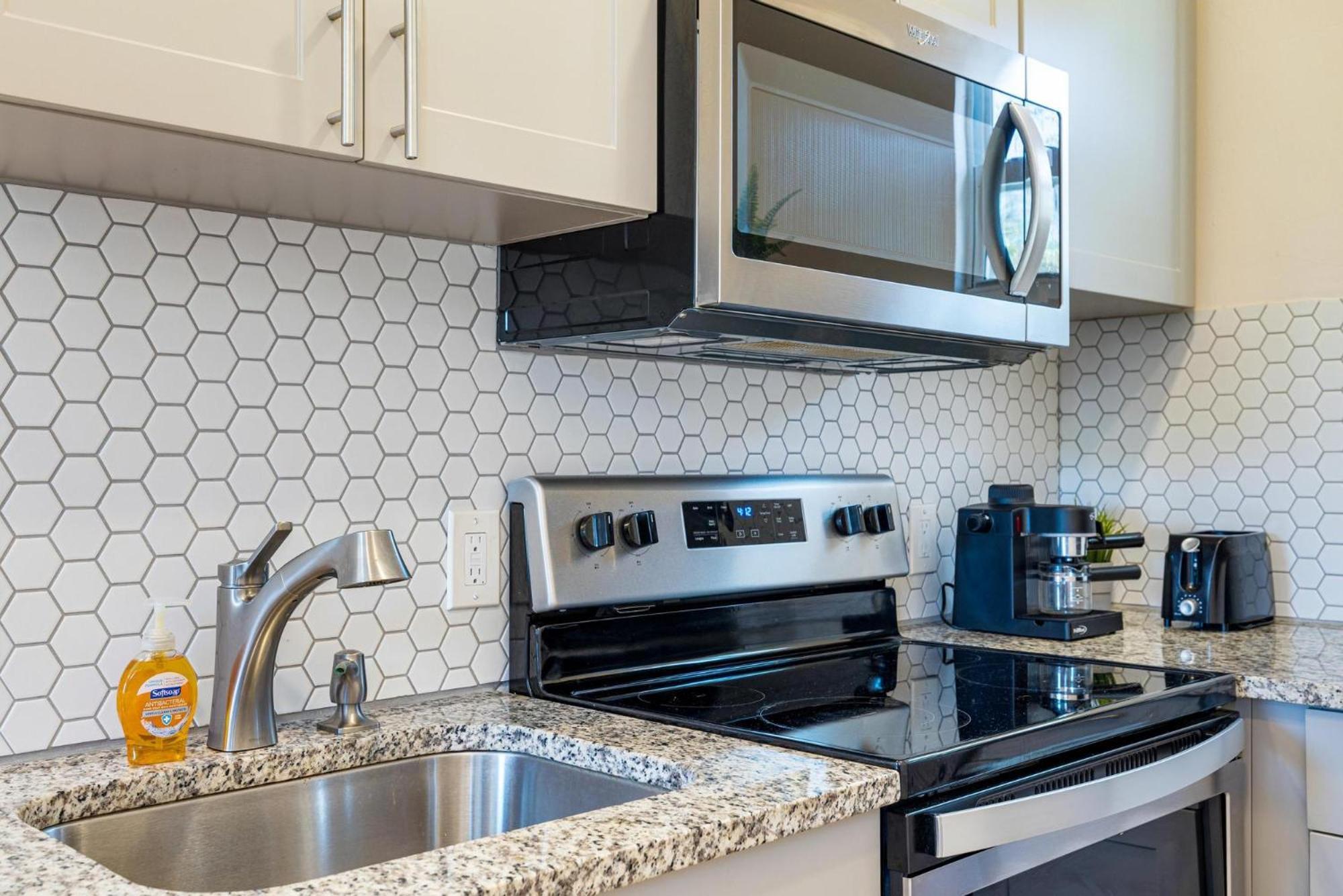 Peaceful Urban Escape Close To Las Olas & Beach ฟอร์ต ลอเดอร์เดล ภายนอก รูปภาพ